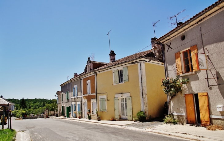 Le Village - Léguillac-de-Cercles