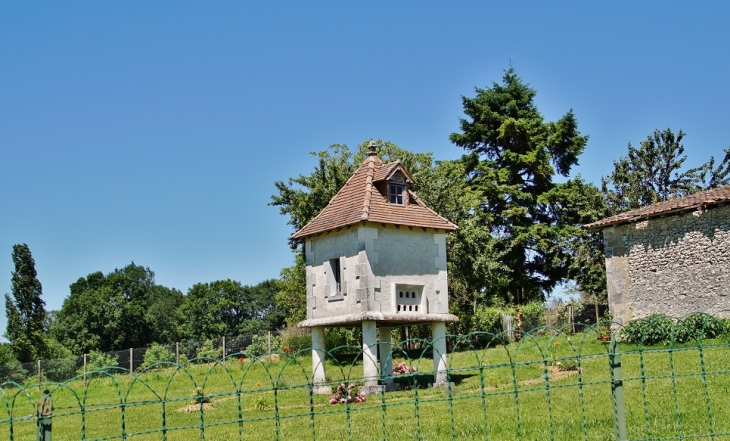 Pigeonnier - Léguillac-de-Cercles