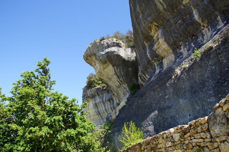 La Commune - Les Eyzies-de-Tayac-Sireuil