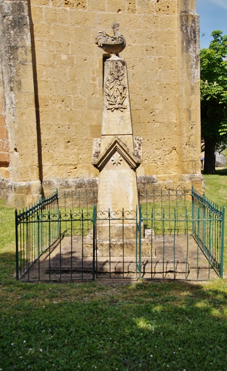 Monument-aux-Morts - Les Eyzies-de-Tayac-Sireuil