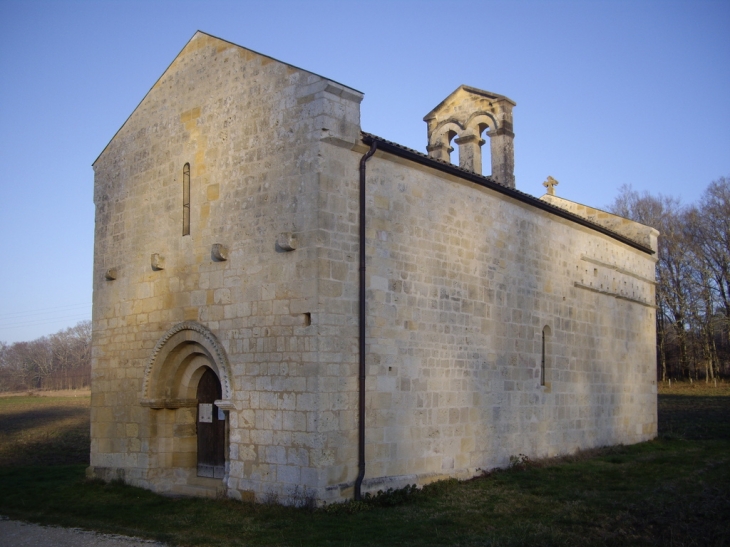 Chapelle prieurale de Tresséroux 12ème. - Les Lèches