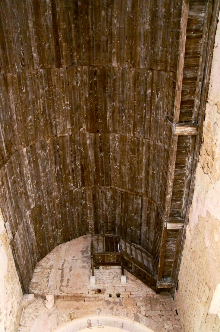 Plafond de la nef de l'église Saint Martin. En coque de bateau renversé. - Limeuil