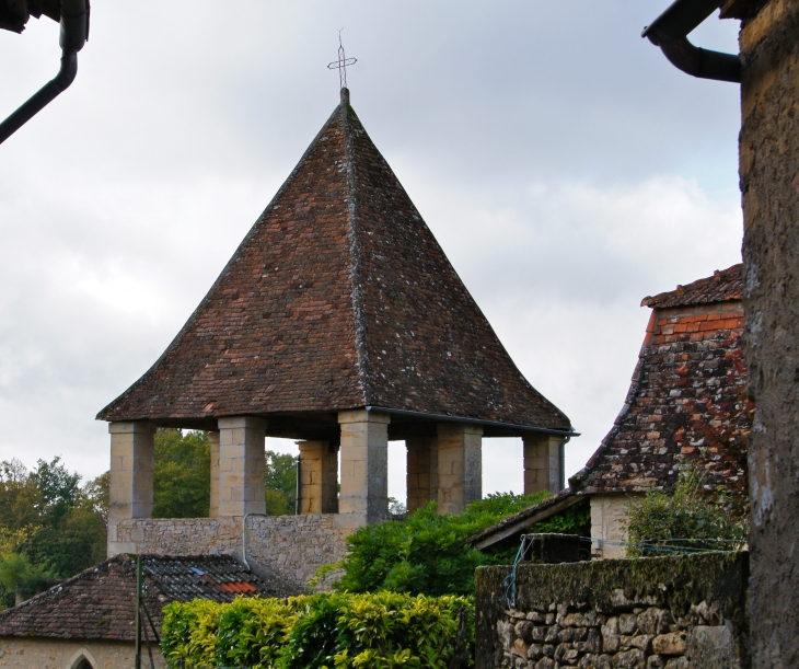 Le Clocher de l'église Sainte Catherine. - Limeuil