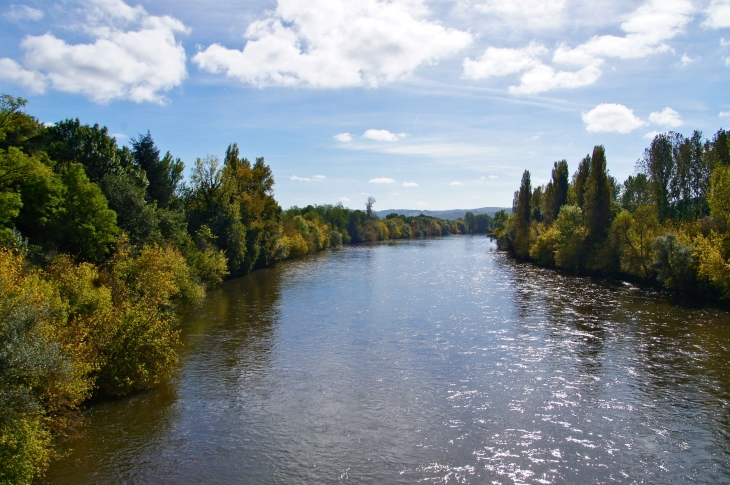 La Dordogne. - Limeuil