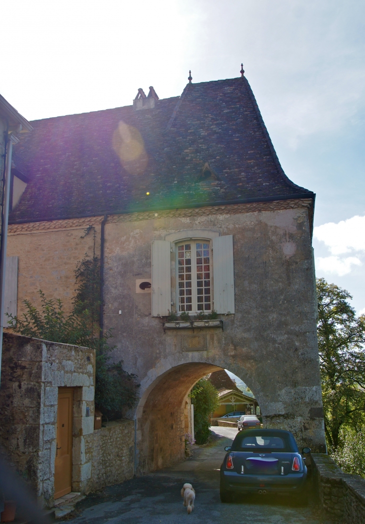 Porte-de la-ville-close - Limeuil