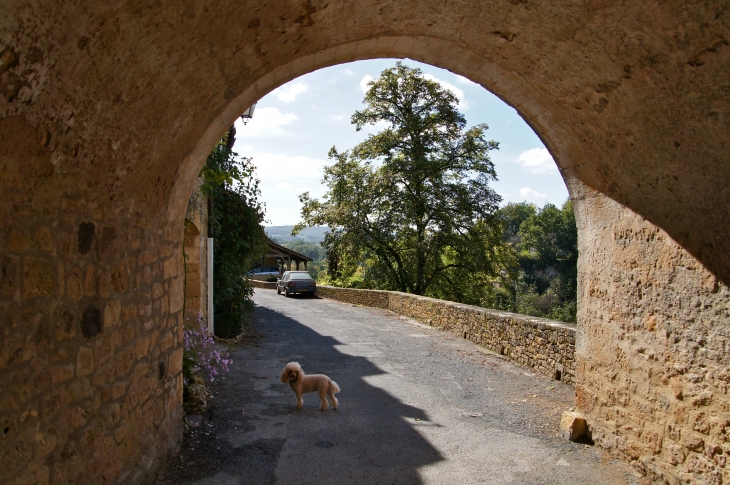 Porte-de la-ville-close - Limeuil