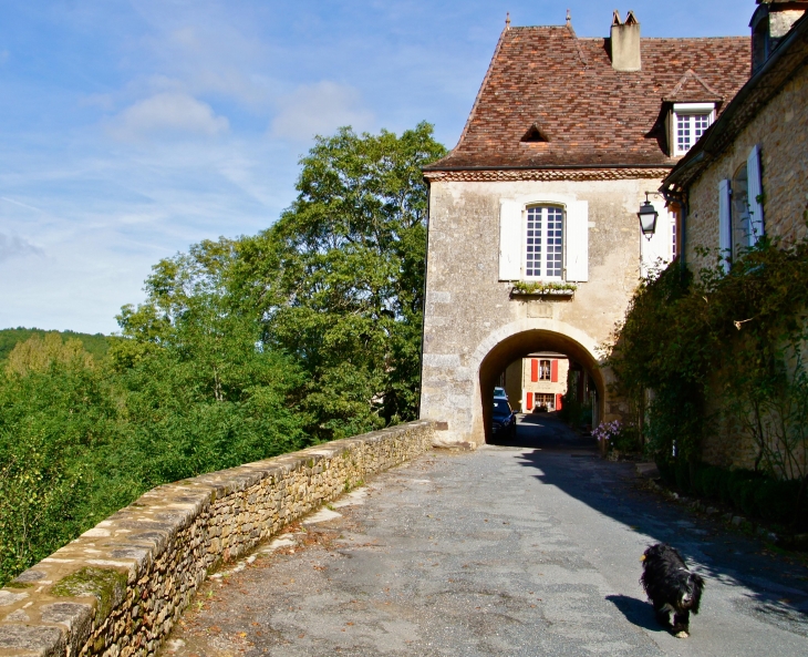 Porte de la ville close. - Limeuil