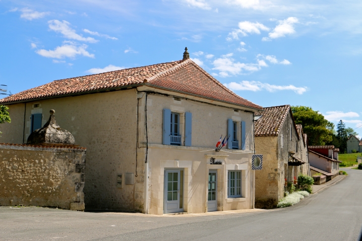 La Mairie. - Lusignac