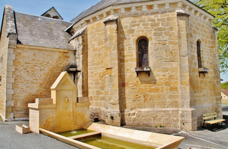 Fontaine - Marcillac-Saint-Quentin