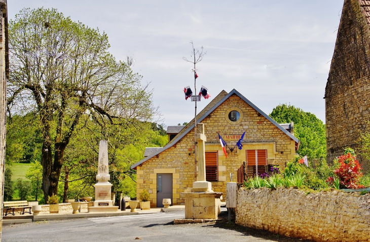 La Mairie - Marcillac-Saint-Quentin