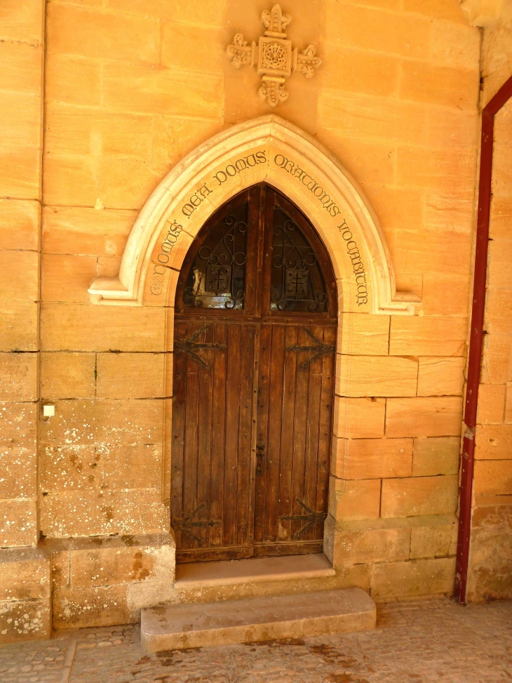 Château de Puymartin : Portail de la Chapelle - Marquay