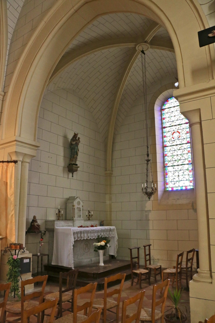 Eglise Saint Roch - Chapelle du transept droit. - Mauzac-et-Grand-Castang