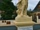 Photo précédente de Mauzac-et-Grand-Castang Le Monument aux Morts