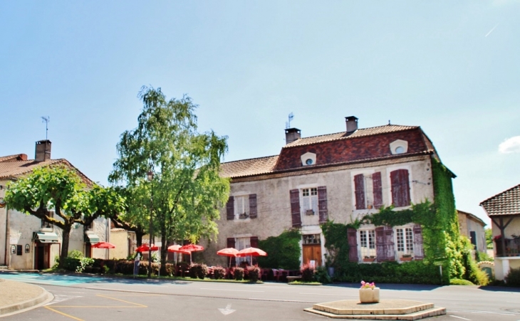 Le Village - Mensignac