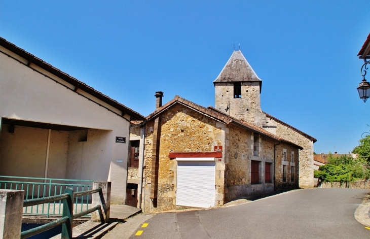 Le Village - Milhac-de-Nontron