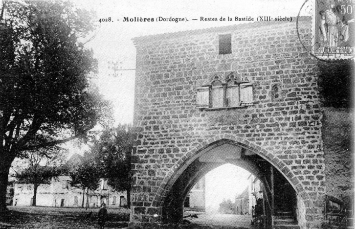 Reste de la Bastide, début XXe siècle.(carte postale ancienne). - Molières