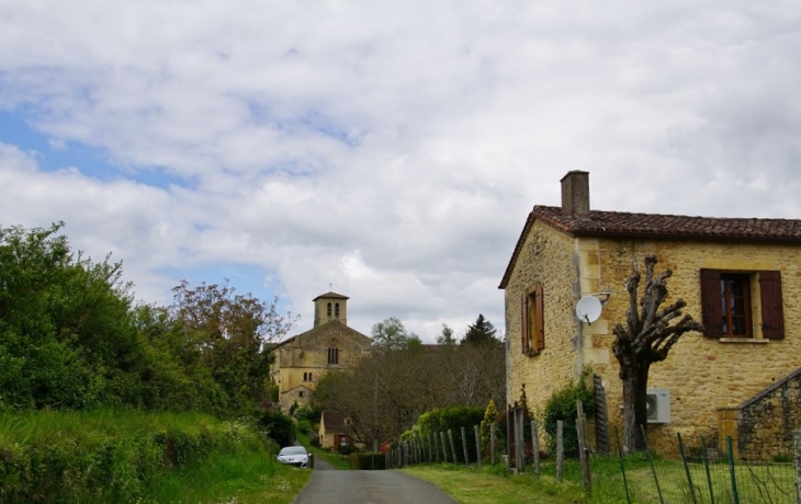 Le Village - Molières