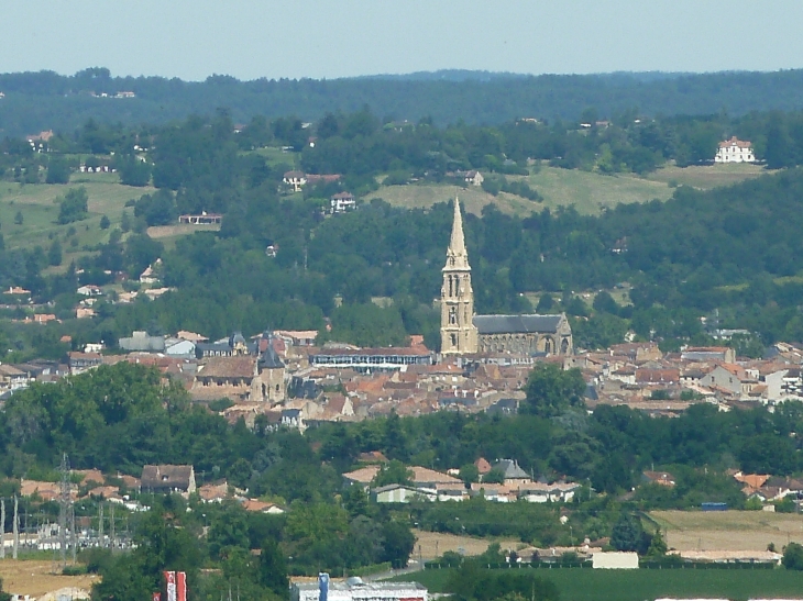 Bergerac vue de la terrasse du château - Monbazillac