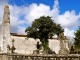 La Bastide : Façade latérale de l'église.