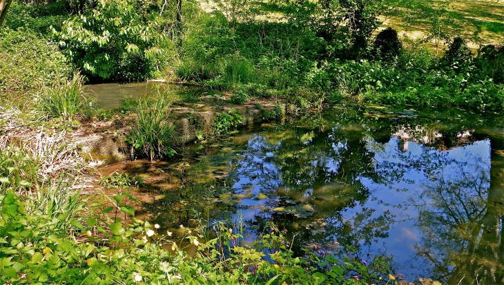 L'ancien lavoir - Monmadalès