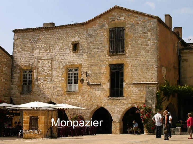  - Monpazier