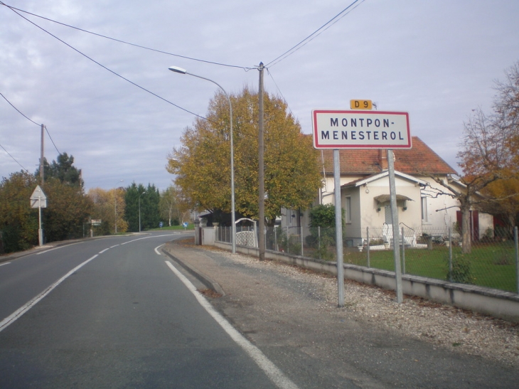 Entrée dans Montpon - Montpon-Ménestérol