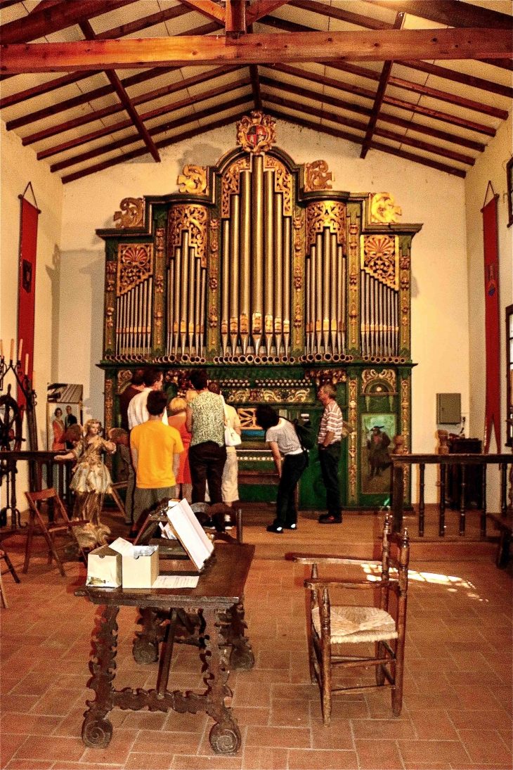 Orgue espagnol datant du XVIIIe siècle - Montpon-Ménestérol