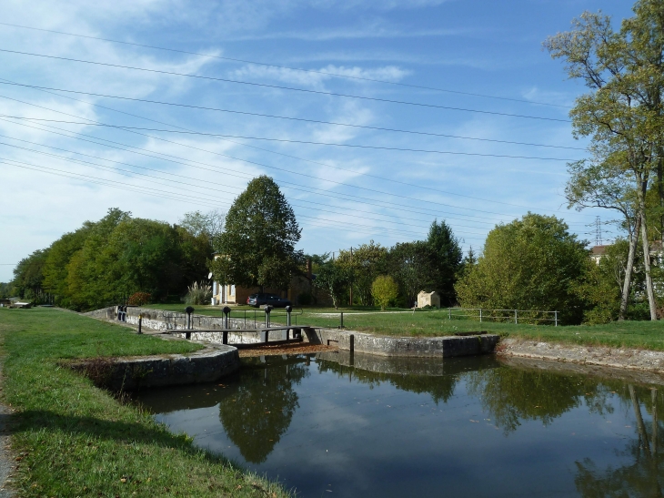 Le Site des Tuillières - Mouleydier