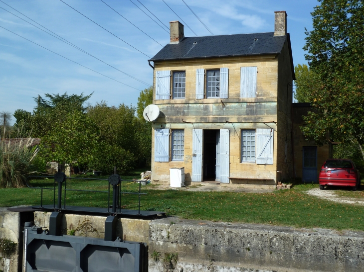 Le Site des Tuillières - Mouleydier