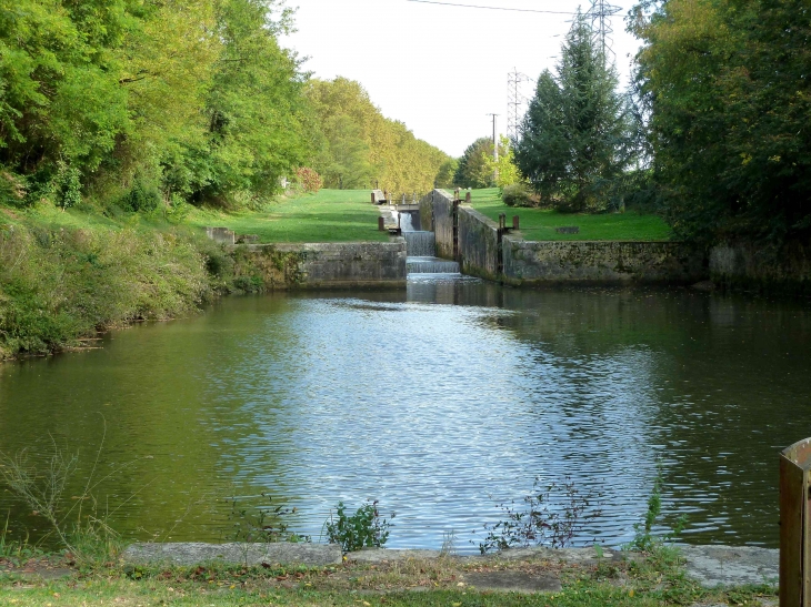 Le Site des Tuillières - Mouleydier