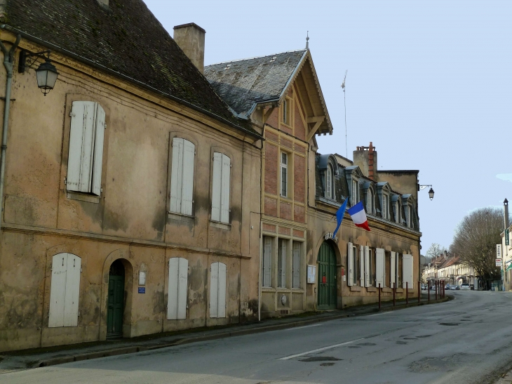 La Mairie. - Mouleydier