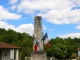 le-monument-aux-morts du village de Nateuil.