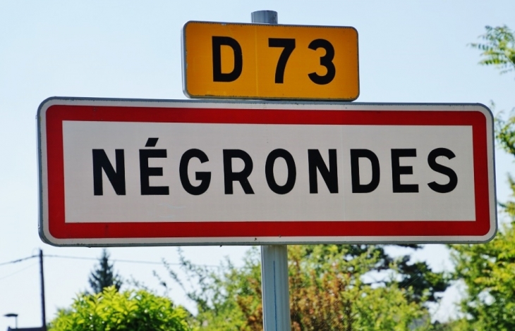  - Négrondes