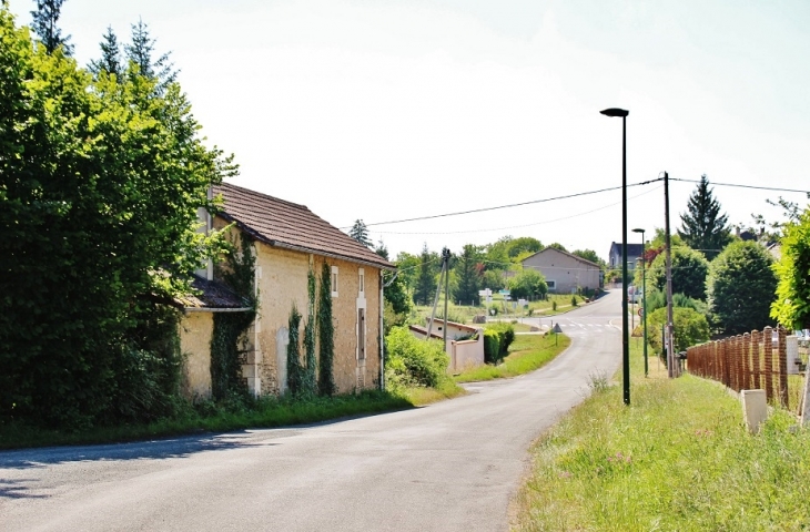 Le Village - Négrondes