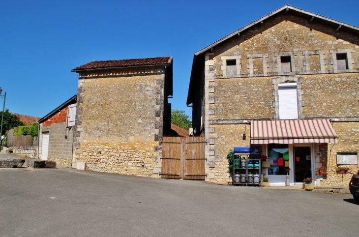 Le Village - Négrondes