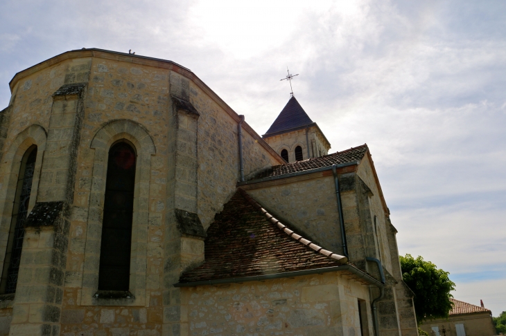 L'église de Sainte Quiterie de Nojals. - Nojals-et-Clotte