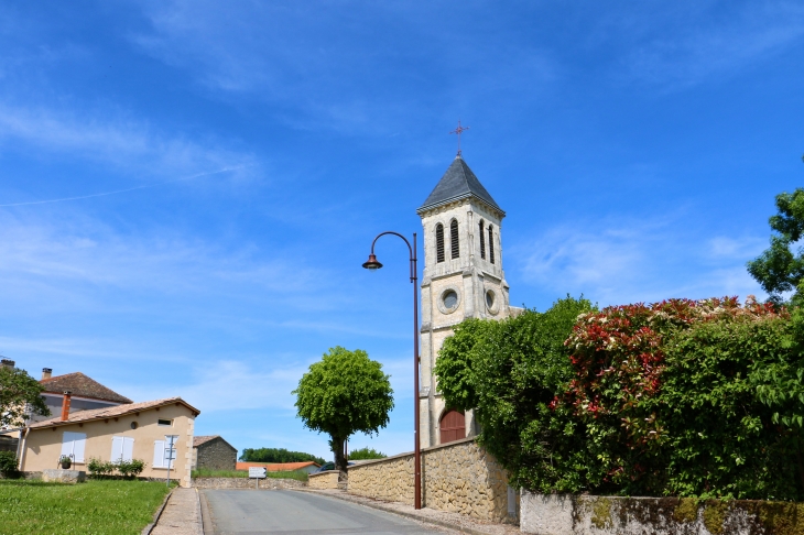 L'église Sainte Quiterie de Nojals. - Nojals-et-Clotte