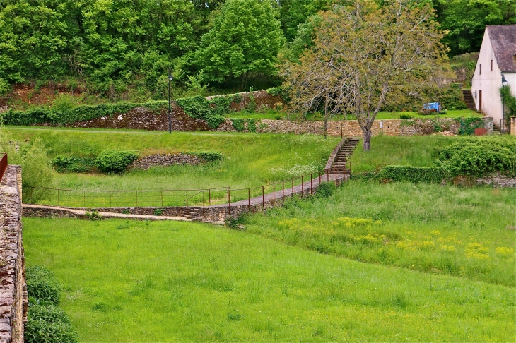 Le chemin de la Reine Blanche - Paunat