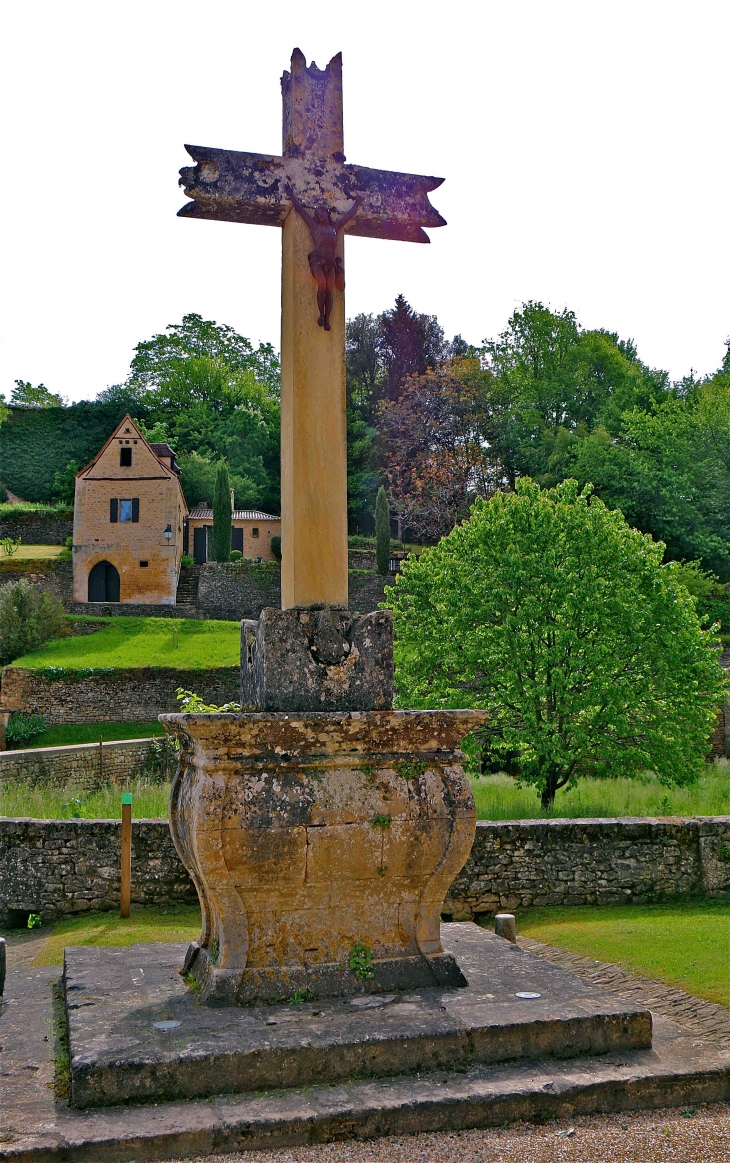 La Croix du village - Paunat