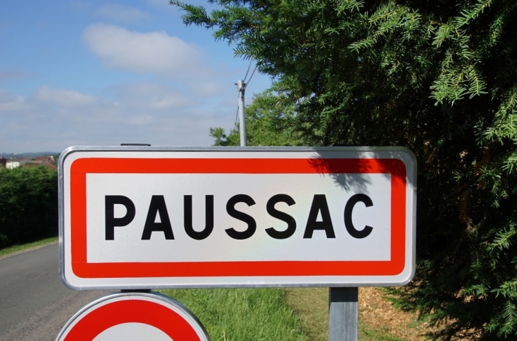  - Paussac-et-Saint-Vivien