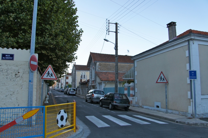 Rue Biron. - Périgueux