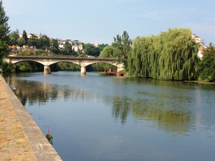 L'Isle à Périgueux.