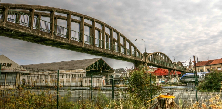 La passerelle de la Gare - Périgueux