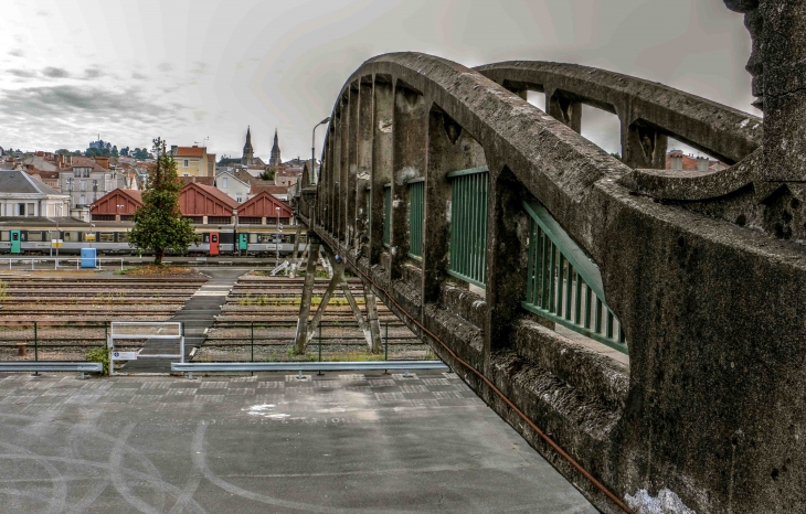 La passerelle de la Gare - Périgueux