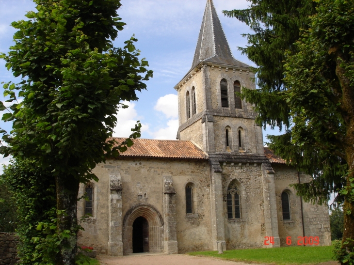 Pluviers - Eglise - Piégut-Pluviers