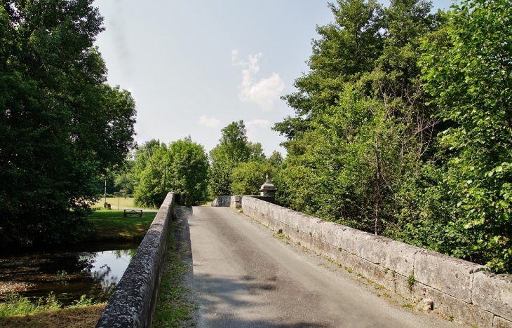  pont sur La Dronne - Quinsac