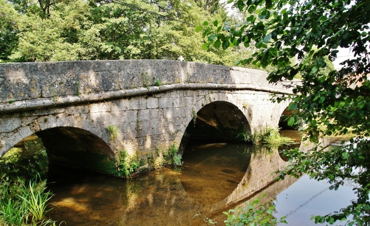  pont sur La Dronne - Quinsac