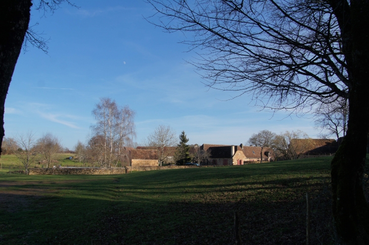 Ferme du château de l'Herm. - Rouffignac-Saint-Cernin-de-Reilhac