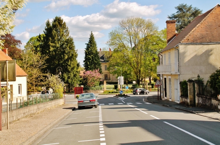 Le Village - Rouffignac-Saint-Cernin-de-Reilhac