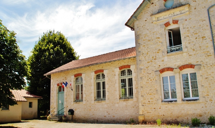 Mairie-école - Rudeau-Ladosse